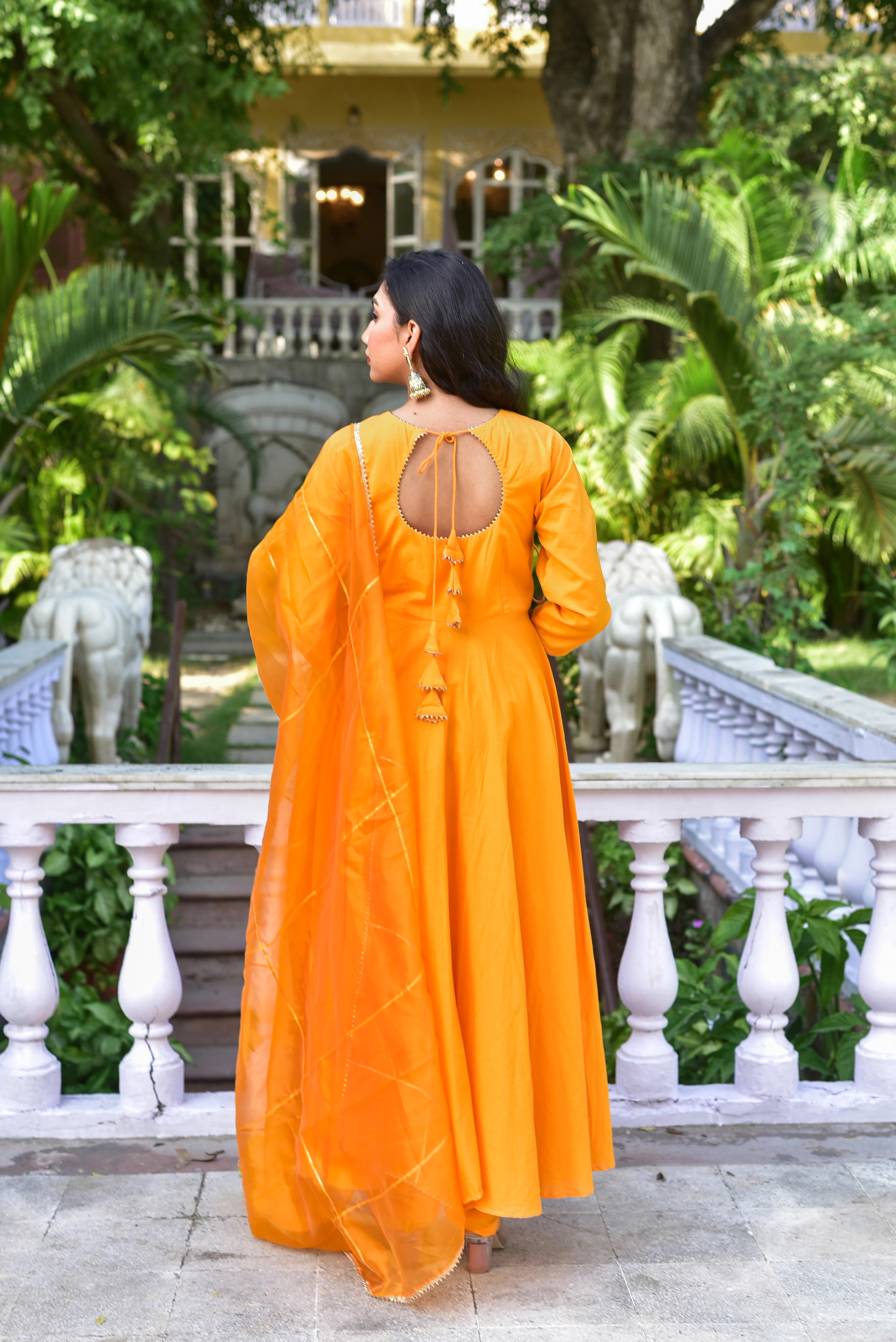 Orange_Suit_131_1